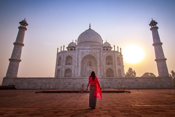 Same Day Taj Mahal, Agra Fort & Baby Taj Tour from Jaipur by Car - Taj Mahal at sunrise: how the guide makes the first gates easier