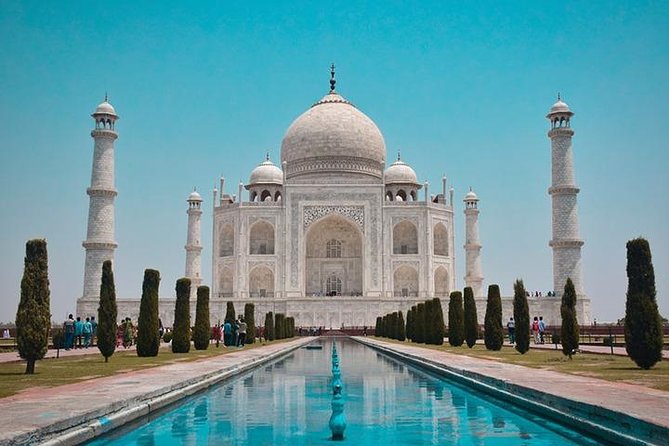 Same Day Taj Mahal Tour by car - Agra Fort stop: a shorter visit that still adds context
