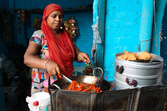 Sanjay Colony Slum Tour - Work and community services: industry, women’s work, and doctors’ time
