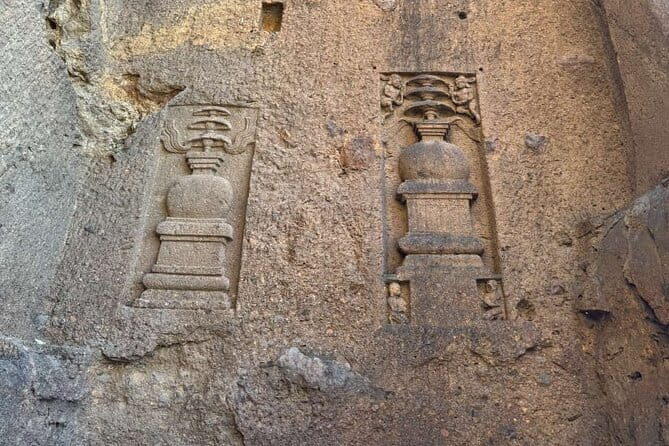 Sanjay Gandhi National Park+ Kanheri Caves + Temple +Tigar Safari - Stop 4: Chinchpada and Warli Art With the Varli Tribe (20 Minutes)