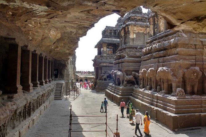 Skip-the-Line: All-Inclusive 2-Day Ajanta and Ellora Private Tour - Guides Make It: English, Optional Languages, and Names to Remember