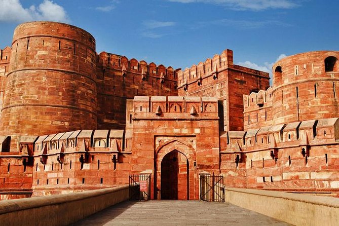 Skip The Line Taj Mahal and Agra fort Tour - Getting There: Pickup, Vehicle Comfort, and a Tight Timeline
