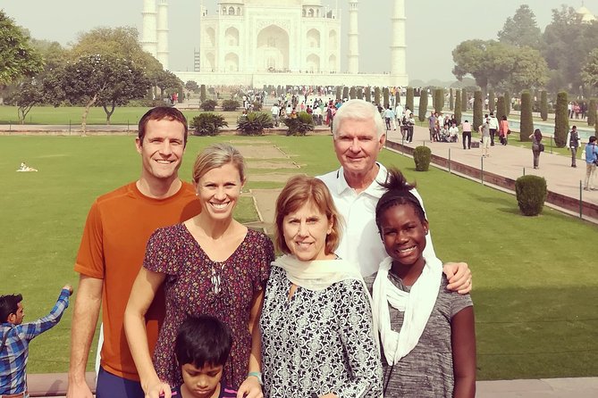 Skip-the-Line Taj Mahal Private Guided Tour with Mausoleum Entry - Logistics and comfort in Agra: private car, tuk-tuk, and stress-free timing