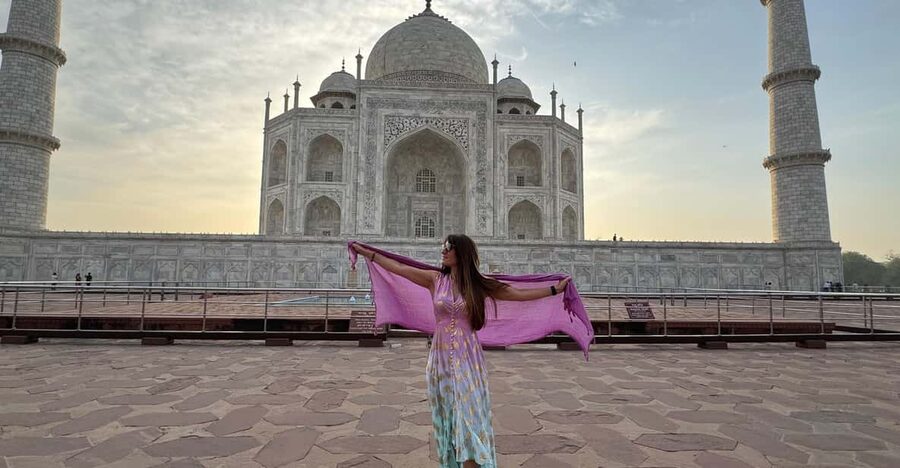 skip the line taj mahal tour with private tour guide - Photo Stops and Optional Pro Touches