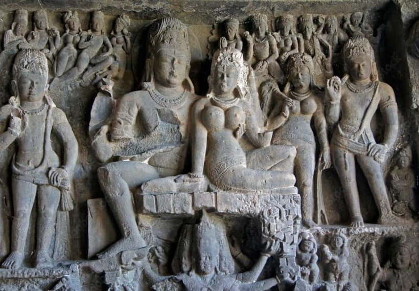 Skip-the-queue private Ajanta & Ellora 2-Day Tour ticket inc - Which Vehicle Fits Your Group Size