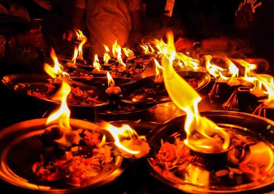 Spiritual Tour in Varanasi with a local- 2 Hours Tour - Hidden Lanes and Local Tips, The Part That Makes It Feel Like a Real Local Walk
