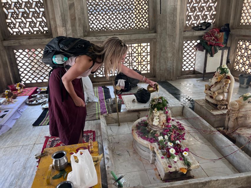 Spiritual Walking tour with Puja Ceremony -The Pushkar Route - Entering Pushkar on Foot, With Meaning Not Chatter