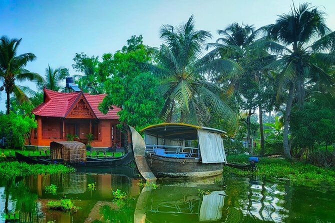 Sunrise Cruise with Village Life and Local Food - Why sunrise canoeing around Kochi feels so special