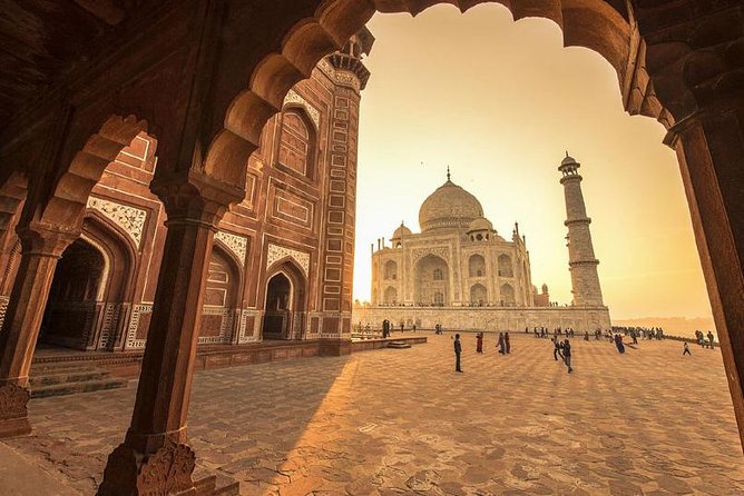 Sunrise tour to Tajmahal and Agra fort from Delhi - Early 3 AM to 6 AM Pickup, Then Straight to Sunrise Taj