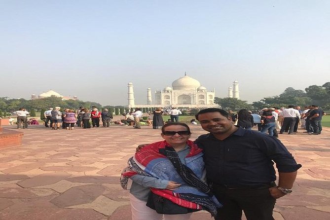 Taj Mahal, Agra Fort & Baby Taj Private Day Tour from Delhi - A long but doable Agra day from Delhi, with real private logistics