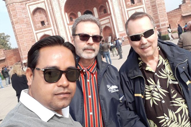 Taj Mahal & Agra Fort tour by Superfast Train Gatimaan Express - Timing tips: beat fatigue on a 06:30 to evening schedule