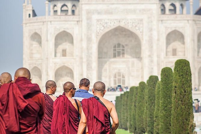 Taj Mahal (Agra) - Full Day trip by Toyota Innova Car - Ex Delhi - Included versus not included: the budget math that keeps surprises away