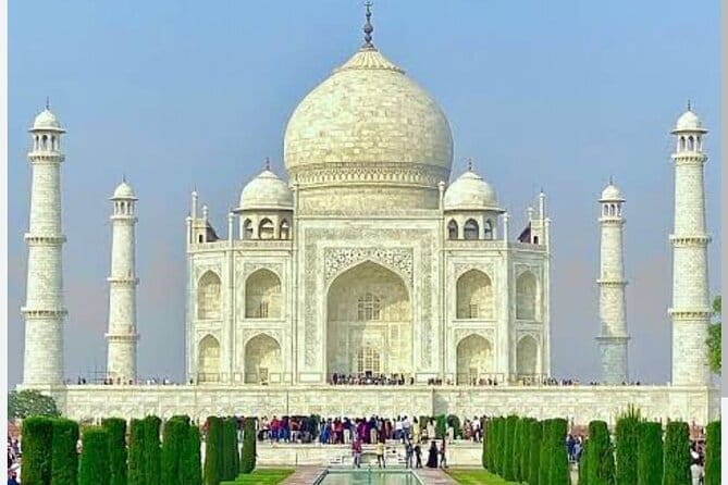 Taj Mahal & Agra Sameday Tour from Delhi by Car with 5 Star Lunch - Lunch in Agra: when the 5-star stop is more than a break
