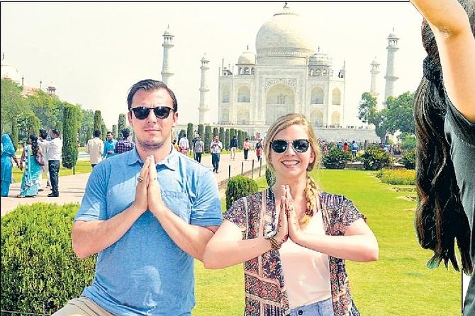 Taj Mahal at Sunrise Private Tour with Agra Fort and Fatehpur Sikri - Agra Fort Courtyards and Mughal Power Behind the Walls