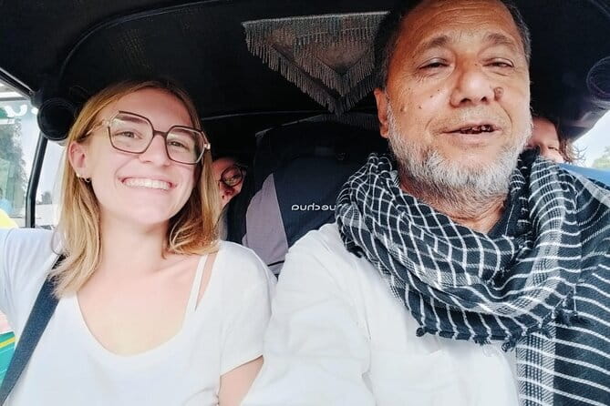 Taj Mahal by Tuk Tuk : A Local-Style Adventure - Why the tuk tuk and battery-powered hop to the Taj Mahal is smart