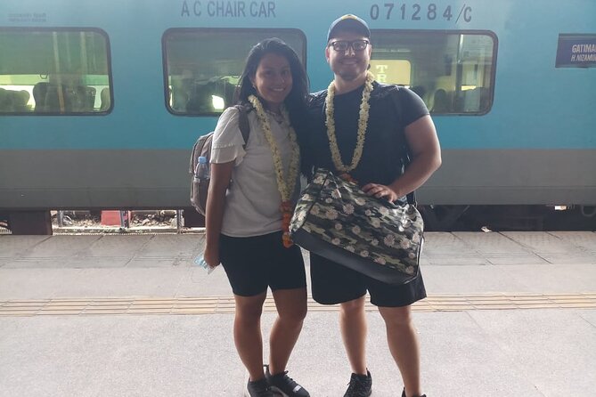 Taj Mahal Same Day Tour by India's Fastest Train - Hotel pickup, AC vehicle, and the start of your day in Delhi