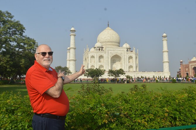 Taj Mahal Skip-the-Line Guided Tour with Optional Add-ons - Your Guide at the Monument: More Than Facts