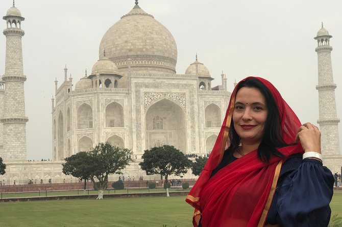 Taj Mahal skip the line luxury tour with guide - Price and value check for $87 per person
