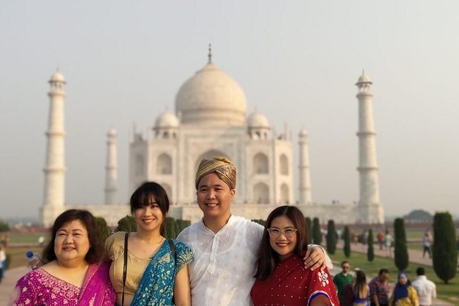 Taj Mahal skip the line - Luxury Tour - The Taj Mahal, skip-the-line style entry and what your guide should point out