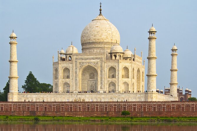 Taj Mahal Skip the Line Private Guided Tour - Your guide makes or breaks the visit