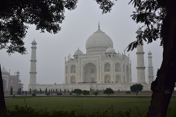 Taj Mahal Skip the Line Private Guided Tour - Price and value: is $24.29 per person worth it