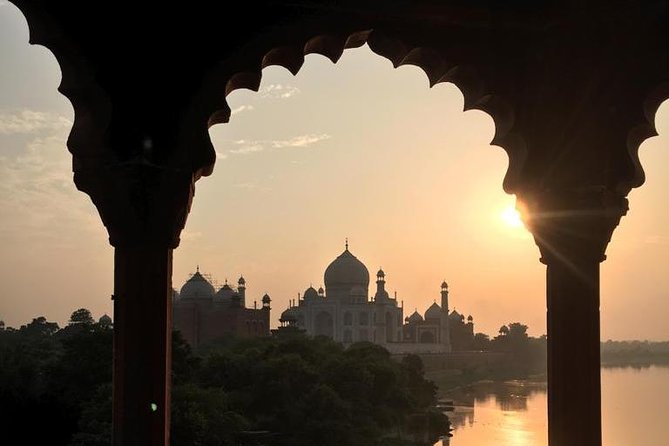 Taj mahal skip the line ticket guide and transport - What you’ll see on the Agra route