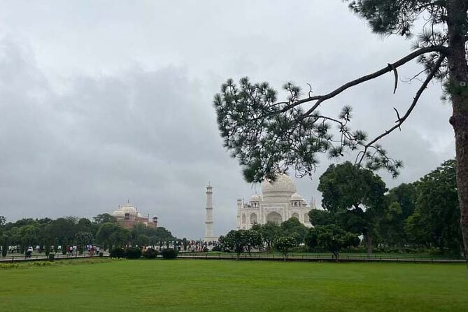 Taj Mahal Tour From Delhi All Including With Multiple Options - Transportation comfort and what to do with it