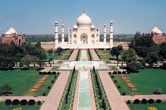 "Taj Mahal" Tour from Delhi by India's Fastest Train (Gatiman Express) - Agra Fort: the other UNESCO site that makes the Taj make sense