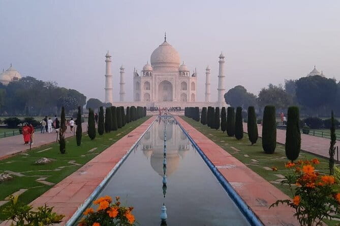 Taj Mahal Tour From Delhi- Private Day Trip with Agra Fort - Pickup in Delhi, then a focused run to Agra