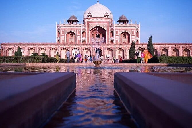 Taj Mahal Tour From Delhi- Private Day Trip with Agra Fort - The Agra meal break: what’s included and what you must budget