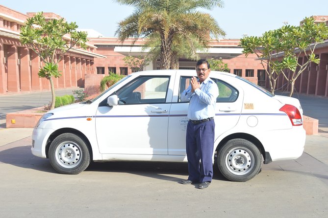 Taj Mahal Tour from Jaipur by Car - Private Day Trip - Courtyard by Marriott lunch, how to make it work for a long day