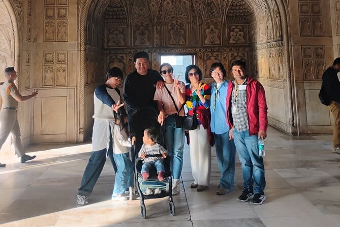 Taj Mahal visits with Licensed Guide with Entry Assistance - Taj Mahal in 3 Hours with a Licensed Guide and Ticket Help