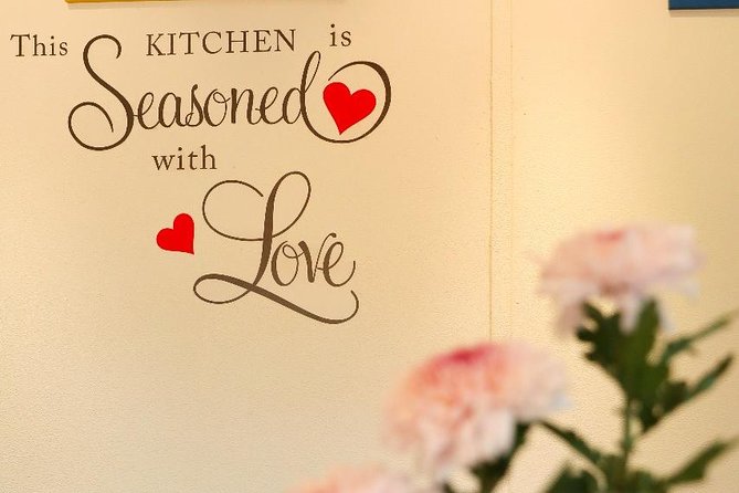 The Chef @ 11:30 am (4 Main Dishes + 3 Breads) - Who should book this class (and who might want a different format)