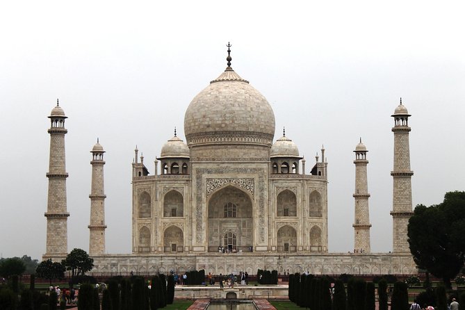 The Famous Golden Triangle Tour - Day 1 in New Delhi: airport pickup and an easy first day