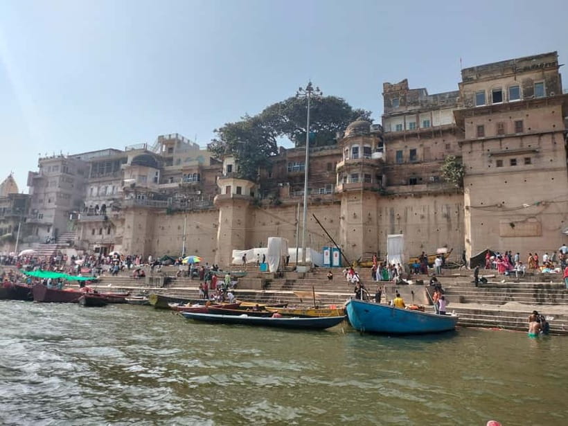 Tourist Guide English & Spanish Varanasi/Benares - Meeting at Hotel Mrk and How the Tour Starts
