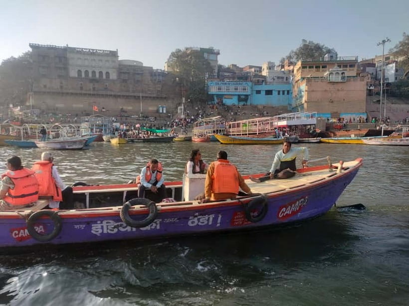 Tourist Guide English & Spanish Varanasi/Benares - Temples You Can Actually Place: Golden, Hanuman, Nepali, and More