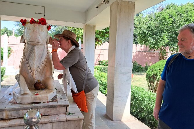Two days admirable tour of Varanasi - Sarnath: Buddha’s Teaching Site in a Calm Break From the City