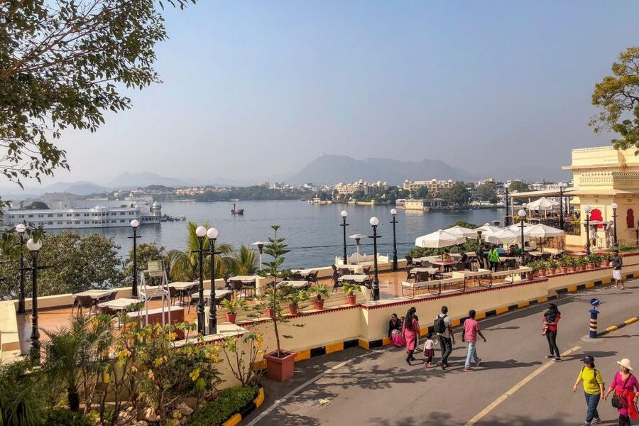 Udaipur: City Palace Museum Tour and Lake Pichola Boat Tour - Timing and Flow in a 4-Hour Day