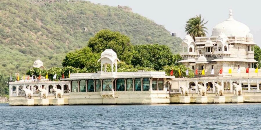 Udaipur: City Palace Museum Tour and Lake Pichola Boat Tour - Practical Tips You Will Thank Yourself For