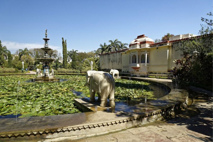 Udaipur: Full Day Private City Tour with Optional Boat Ride - Views From Sajjangarh and Monsoon Palace, Plus the Octopussy Factor