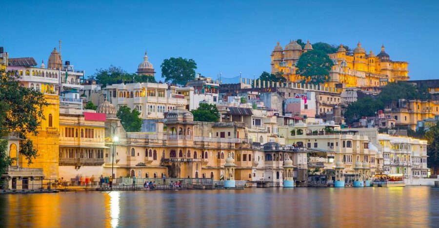 Udaipur: Guided Ghat Tour and Boat Ride - Key Things You’ll Notice on This Tour