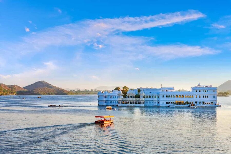 Udaipur: Guided Ghat Tour and Boat Ride - Who This Tour Fits Best, and Who Should Rethink It