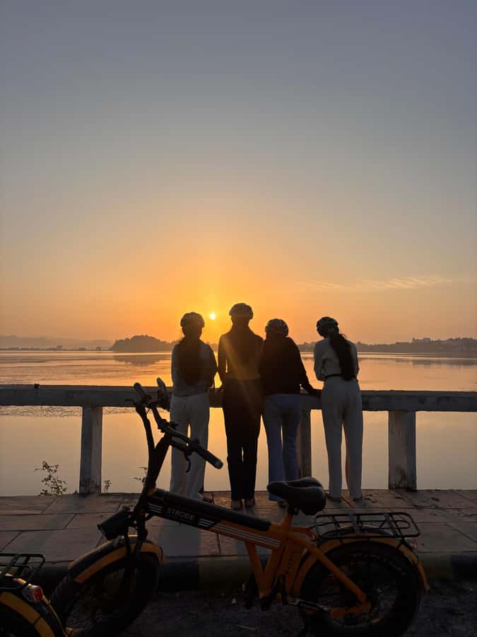 Udaipur: Off-the-Beaten Path Guided E-Bike Tour - Who this tour is best for (and who should consider another option)