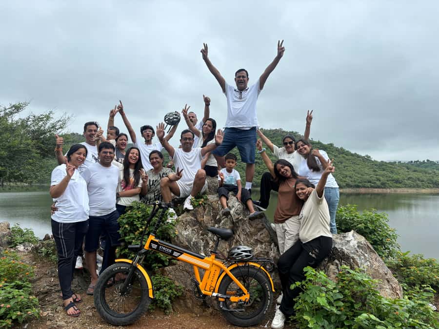 Udaipur: Off-the-Beaten Path Guided E-Bike Tour - Rural village time: what you learn when the route goes off the usual track