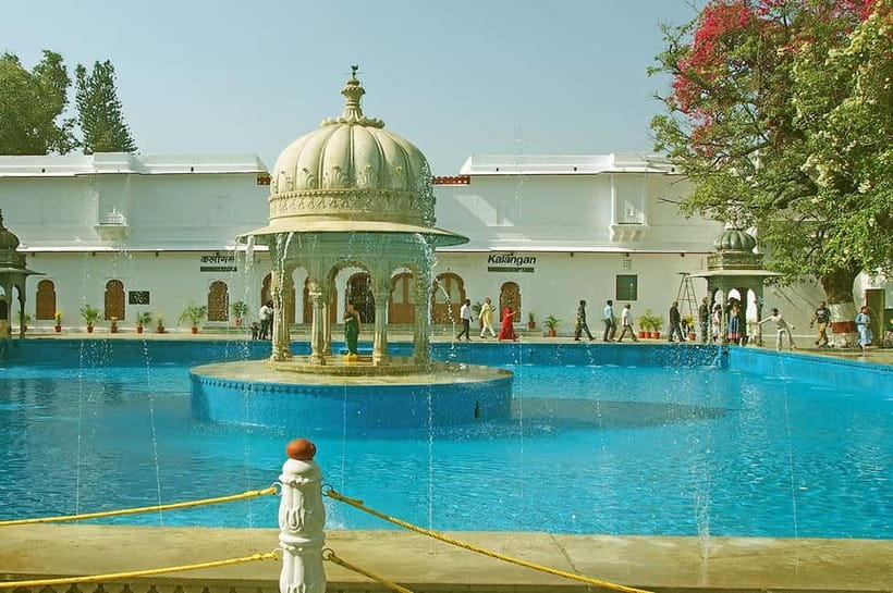 Udaipur: Private Full-Day Sightseeing Tour with a Tour Guide - Price and Value: Why $12 Can Be a Good Deal, But Not a Magic Number