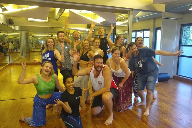 Ultimate Mumbai Full Day: Sights, Bollywood Dance, Lunch & Spices - A day that actually makes Mumbai feel like a city