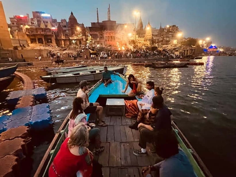 Varanasi: Ancient ghat walk tour with local guide - Harishchandra and Manikarnika Ghats: How to Watch Cremation Rituals Respectfully