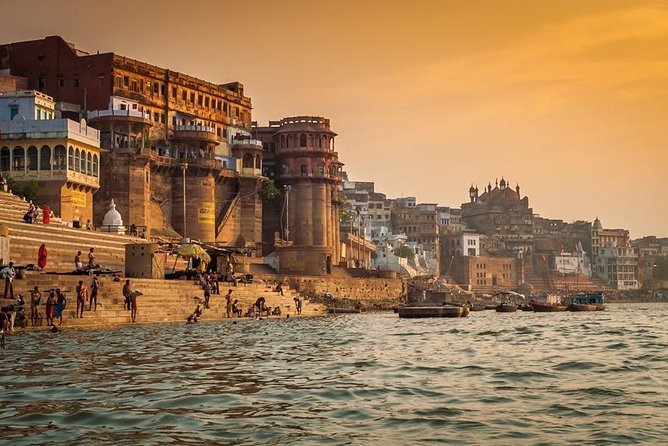 Varanasi Morning Boat Tour [RowBoat] - Kedar Ghat and the bonus feeling of seeing the whole system