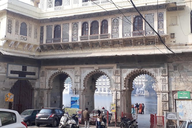 Walking Guided tour in Udaipur - Why this Udaipur route works better than doing it alone