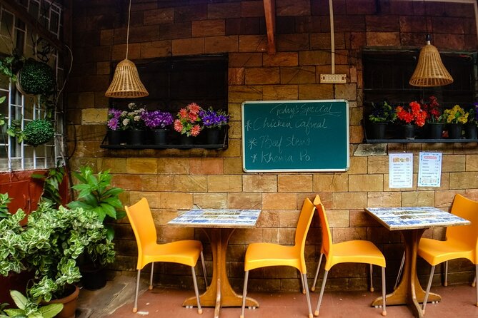 Wine Tasting Experience At 150 Years Old Indo-Portuguese House - Fontainhas Wine Tasting in a 150-Year-Old Indo-Portuguese Home